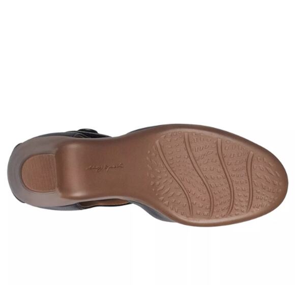 SOLD ON NITROBETTY - Picture 5 of 10